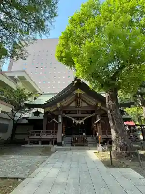 三吉神社の{uncategorized: "未分類", other: "その他", undefined: "問題あり", building: "その他建物", grave: "お墓", sacred_gate: "鳥居", guardian: "狛犬", statue: "像", buddha: "仏像", history: "歴史", nature: "自然", garden: "庭園", animal: "動物", pagoda: "塔", temizu: "手水舎", mountain_gate: "山門・神門", sanctuary: "本殿・本堂", subordinate: "末社・摂社", art: "芸術", scenery: "景色", jizo: "地蔵", ema: "絵馬", goshuin: "御朱印", omikuji: "おみくじ", items: "授与品その他", amulet: "お守り", goshuincho: "御朱印帳", eats: "食事", festival: "お祭り", votive_dance: "神楽", shichigosan: "七五三参", wedding: "結婚式", experience: "体験その他", initially: "初詣", around: "周辺", anti_infection: "感染症対策"}