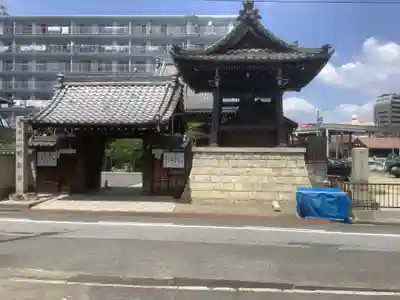 慈教寺の山門・神門