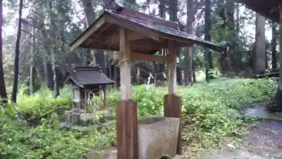 齋神社の手水舎
