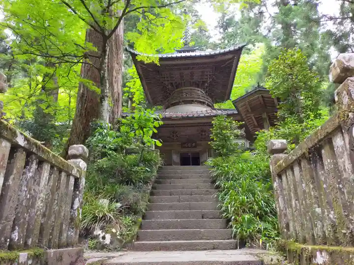 最乗寺(道了尊)の塔