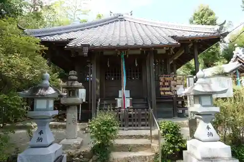 春日神社の末社