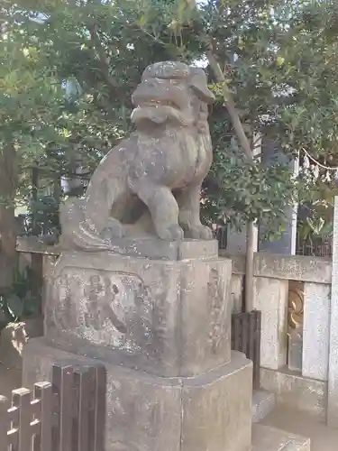 月見岡八幡神社の狛犬