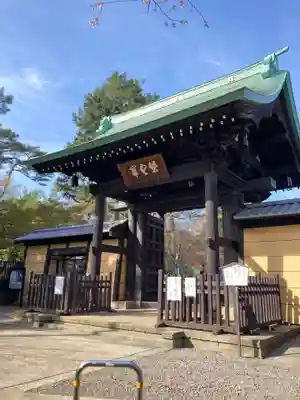 豪徳寺の山門・神門
