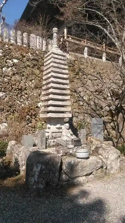両子寺の塔
