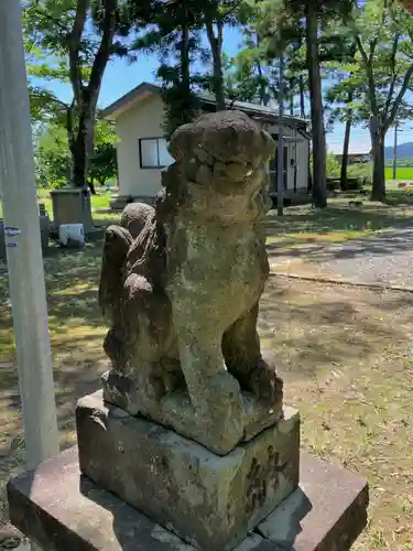 鞍掛神社の狛犬