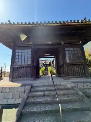 観福寺の{uncategorized: "未分類", other: "その他", undefined: "問題あり", building: "その他建物", grave: "お墓", sacred_gate: "鳥居", guardian: "狛犬", statue: "像", buddha: "仏像", history: "歴史", nature: "自然", garden: "庭園", animal: "動物", pagoda: "塔", temizu: "手水舎", mountain_gate: "山門・神門", sanctuary: "本殿・本堂", subordinate: "末社・摂社", art: "芸術", scenery: "景色", jizo: "地蔵", ema: "絵馬", goshuin: "御朱印", omikuji: "おみくじ", items: "授与品その他", amulet: "お守り", goshuincho: "御朱印帳", eats: "食事", festival: "お祭り", votive_dance: "神楽", shichigosan: "七五三参", wedding: "結婚式", experience: "体験その他", initially: "初詣", around: "周辺", anti_infection: "感染症対策"}