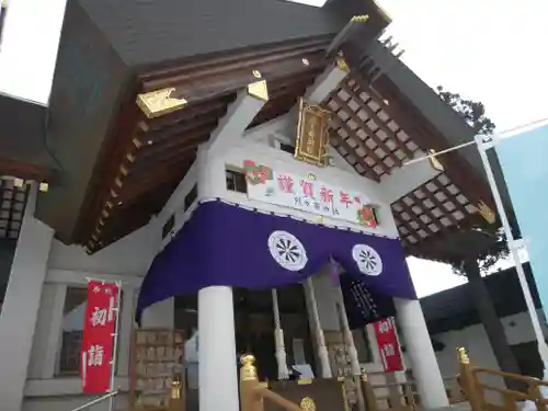 烈々布神社の初詣