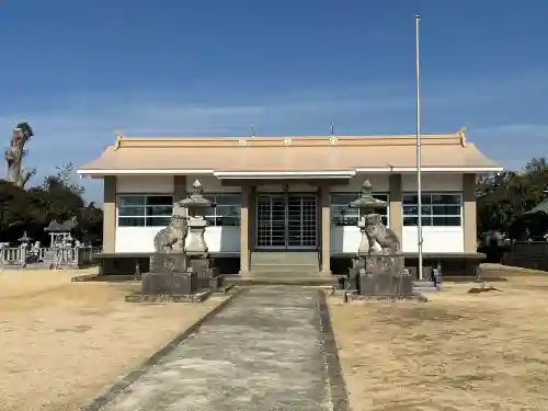 神代八幡神社の{uncategorized: "未分類", other: "その他", undefined: "問題あり", building: "その他建物", grave: "お墓", sacred_gate: "鳥居", guardian: "狛犬", statue: "像", buddha: "仏像", history: "歴史", nature: "自然", garden: "庭園", animal: "動物", pagoda: "塔", temizu: "手水舎", mountain_gate: "山門・神門", sanctuary: "本殿・本堂", subordinate: "末社・摂社", art: "芸術", scenery: "景色", jizo: "地蔵", ema: "絵馬", goshuin: "御朱印", omikuji: "おみくじ", items: "授与品その他", amulet: "お守り", goshuincho: "御朱印帳", eats: "食事", festival: "お祭り", votive_dance: "神楽", shichigosan: "七五三参", wedding: "結婚式", experience: "体験その他", initially: "初詣", around: "周辺", anti_infection: "感染症対策"}