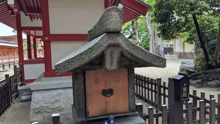 荒熊白髭稲荷神社の本殿・本堂