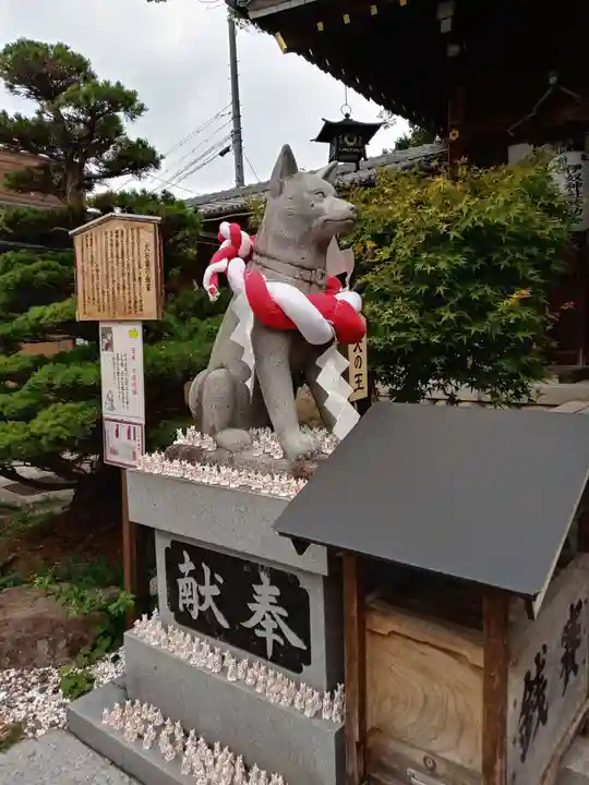 伊奴神社の狛犬
