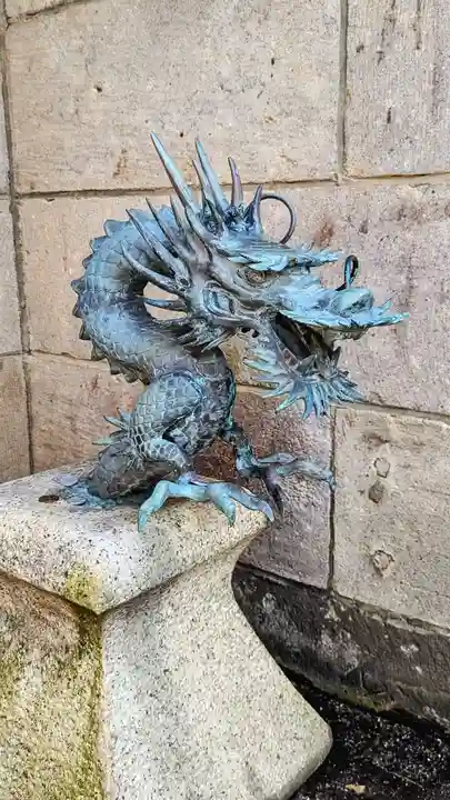 戸越八幡神社の像