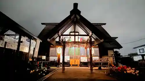 七重浜海津見神社の{uncategorized: "未分類", other: "その他", undefined: "問題あり", building: "その他建物", grave: "お墓", sacred_gate: "鳥居", guardian: "狛犬", statue: "像", buddha: "仏像", history: "歴史", nature: "自然", garden: "庭園", animal: "動物", pagoda: "塔", temizu: "手水舎", mountain_gate: "山門・神門", sanctuary: "本殿・本堂", subordinate: "末社・摂社", art: "芸術", scenery: "景色", jizo: "地蔵", ema: "絵馬", goshuin: "御朱印", omikuji: "おみくじ", items: "授与品その他", amulet: "お守り", goshuincho: "御朱印帳", eats: "食事", festival: "お祭り", votive_dance: "神楽", shichigosan: "七五三参", wedding: "結婚式", experience: "体験その他", initially: "初詣", around: "周辺", anti_infection: "感染症対策"}