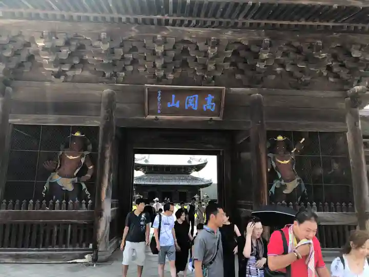 瑞龍寺の山門・神門
