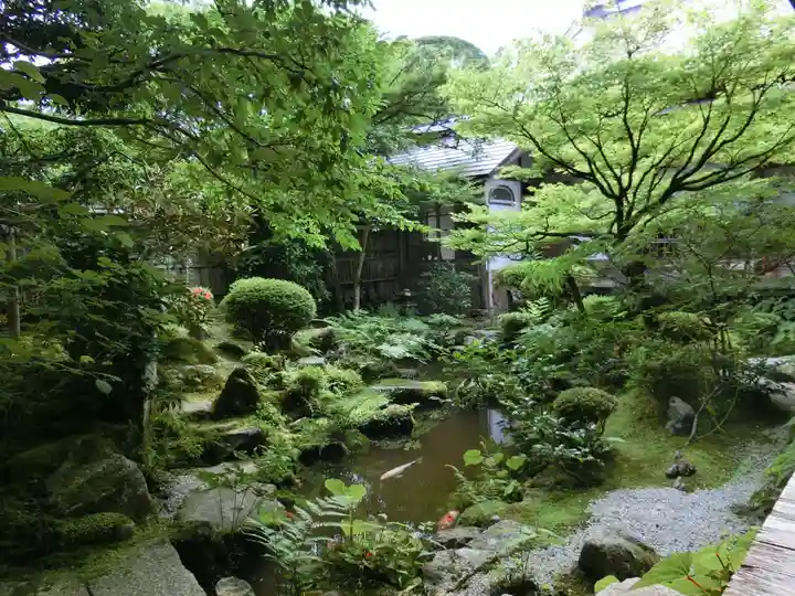 宝泉院の庭園