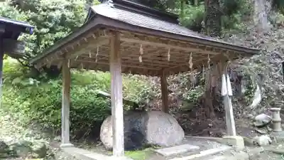東金砂神社の手水舎