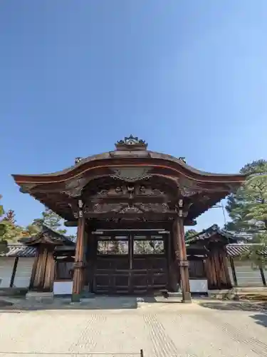 仁和寺の山門・神門
