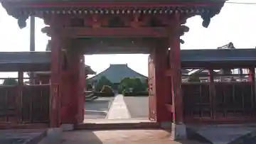 龍昌寺の山門・神門