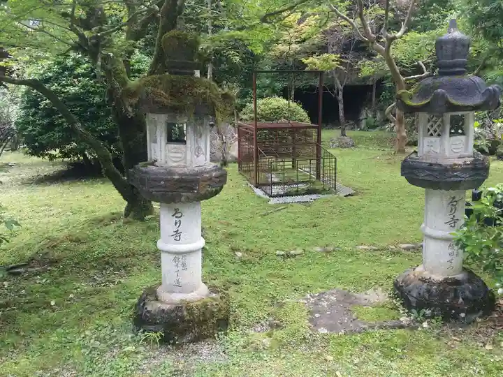 瑠璃寺のその他建物