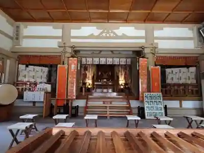 鷹栖神社の本殿
