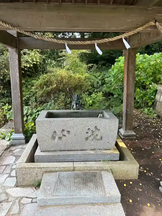 豊間諏訪神社の手水舎