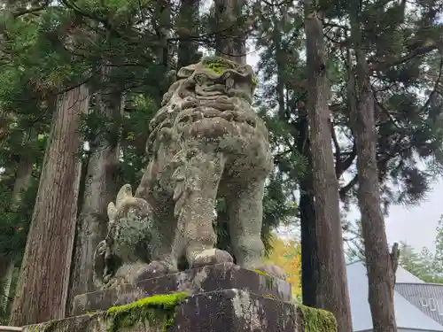 雄山神社中宮祈願殿(富山県)