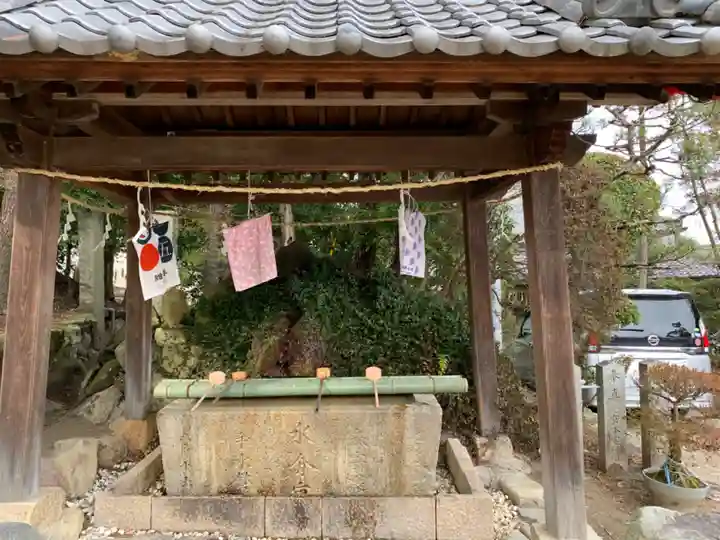 美具久留御魂神社の手水舎