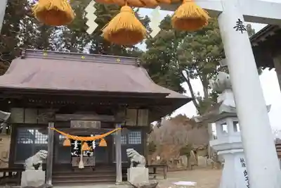 長屋神社の本殿・本堂