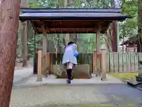 積田神社の手水舎