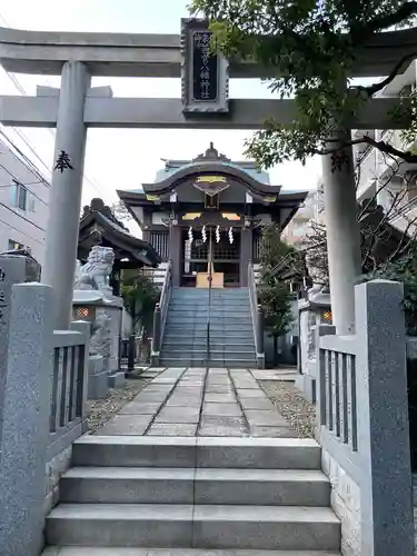 神楽坂若宮八幡神社の鳥居