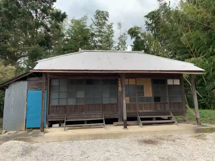 醫徳寺の本殿・本堂