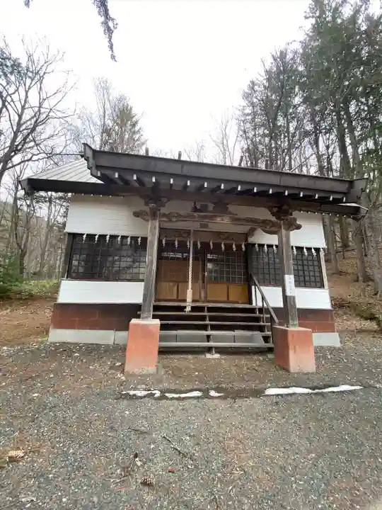 温根湯神社の本殿・本堂