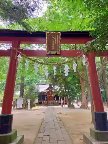 氷川女體神社の鳥居