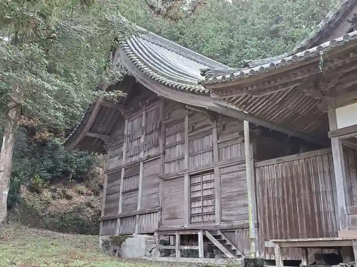 岩尾神社の本殿・本堂