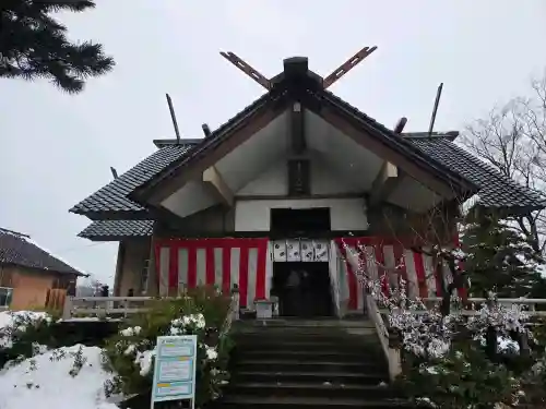 多久比禮志神社の{uncategorized: "未分類", other: "その他", undefined: "問題あり", building: "その他建物", grave: "お墓", sacred_gate: "鳥居", guardian: "狛犬", statue: "像", buddha: "仏像", history: "歴史", nature: "自然", garden: "庭園", animal: "動物", pagoda: "塔", temizu: "手水舎", mountain_gate: "山門・神門", sanctuary: "本殿・本堂", subordinate: "末社・摂社", art: "芸術", scenery: "景色", jizo: "地蔵", ema: "絵馬", goshuin: "御朱印", omikuji: "おみくじ", items: "授与品その他", amulet: "お守り", goshuincho: "御朱印帳", eats: "食事", festival: "お祭り", votive_dance: "神楽", shichigosan: "七五三参", wedding: "結婚式", experience: "体験その他", initially: "初詣", around: "周辺", anti_infection: "感染症対策"}