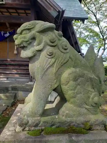 白山神社の狛犬