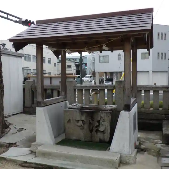 八幡神社の手水舎