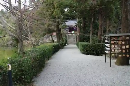 高鴨神社の建物その他