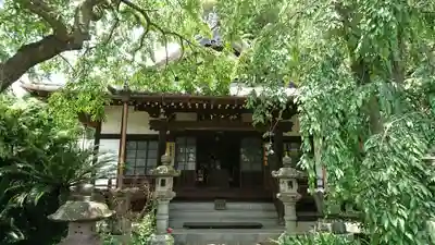 泉福寺の本殿・本堂
