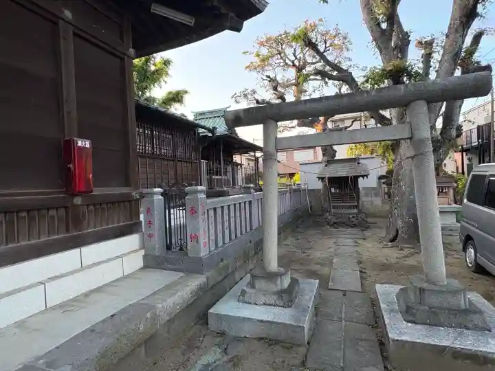 桑川神社の末社・摂社