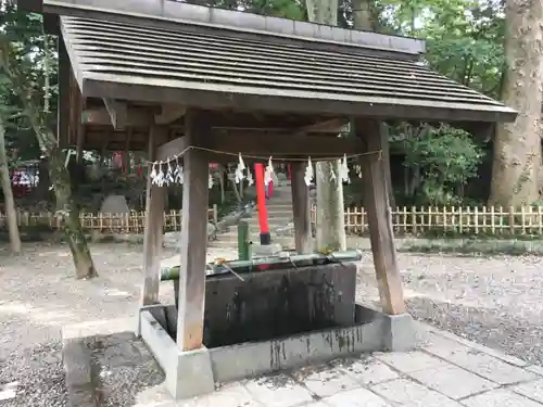 武蔵一宮氷川神社の手水