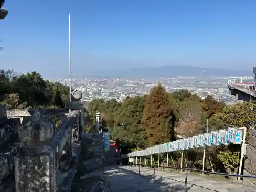 高良大社の{uncategorized: "未分類", other: "その他", undefined: "問題あり", building: "その他建物", grave: "お墓", sacred_gate: "鳥居", guardian: "狛犬", statue: "像", buddha: "仏像", history: "歴史", nature: "自然", garden: "庭園", animal: "動物", pagoda: "塔", temizu: "手水舎", mountain_gate: "山門・神門", sanctuary: "本殿・本堂", subordinate: "末社・摂社", art: "芸術", scenery: "景色", jizo: "地蔵", ema: "絵馬", goshuin: "御朱印", omikuji: "おみくじ", items: "授与品その他", amulet: "お守り", goshuincho: "御朱印帳", eats: "食事", festival: "お祭り", votive_dance: "神楽", shichigosan: "七五三参", wedding: "結婚式", experience: "体験その他", initially: "初詣", around: "周辺", anti_infection: "感染症対策"}