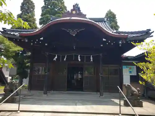 越中白山総社の本殿・本堂