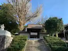 月崇寺の山門