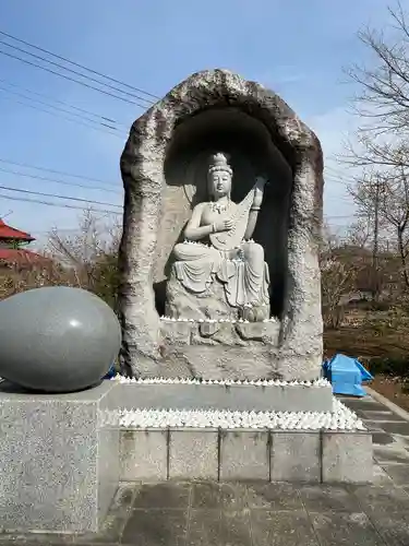 雷電神社の仏像