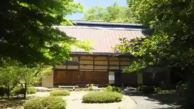 妙音寺の本殿・本堂