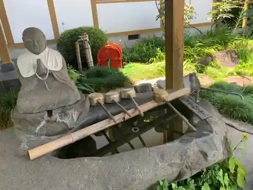 定林山　能成寺の手水舎