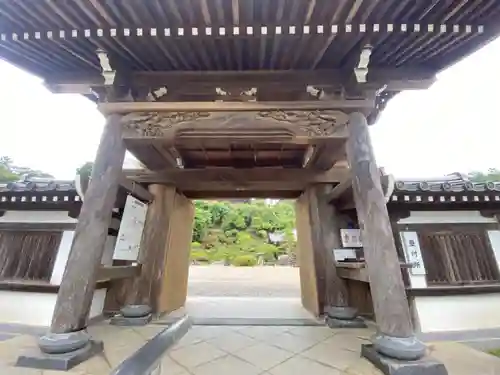 聖天院の山門・神門