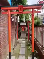 町田稲荷の鳥居