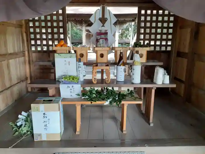 伏木香取神社の本殿・本堂