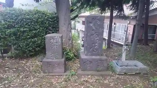 平川神社の建物その他